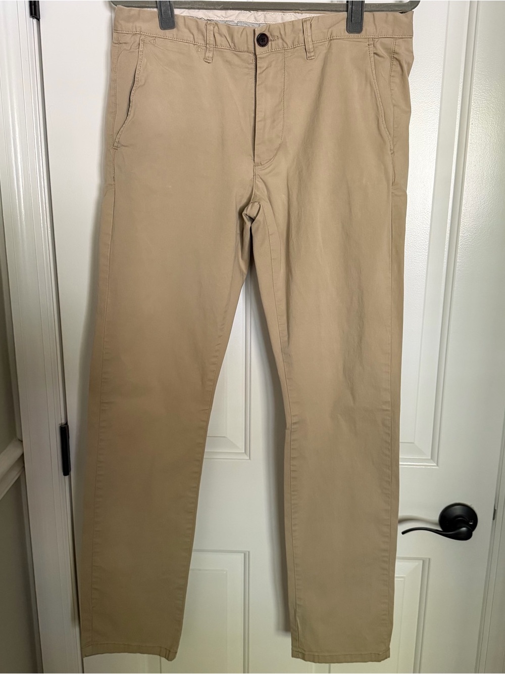 Heritage Men's Slim Khaki Chinos